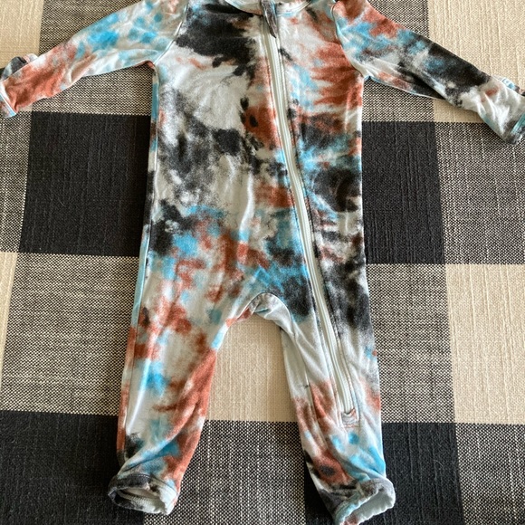 Baby Tie-dyed Onesie - Picture 1 of 2
